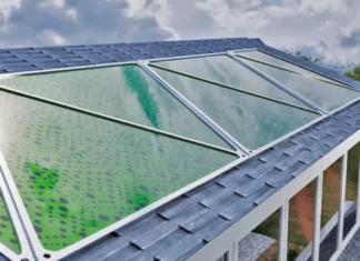 Des bio-panneaux à base d’algues pour absorber le CO2 et produire de l’énergie