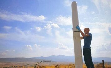 Moins grande, moins bruyante, moins chère : voici la première éolienne « vibrante » sans pales